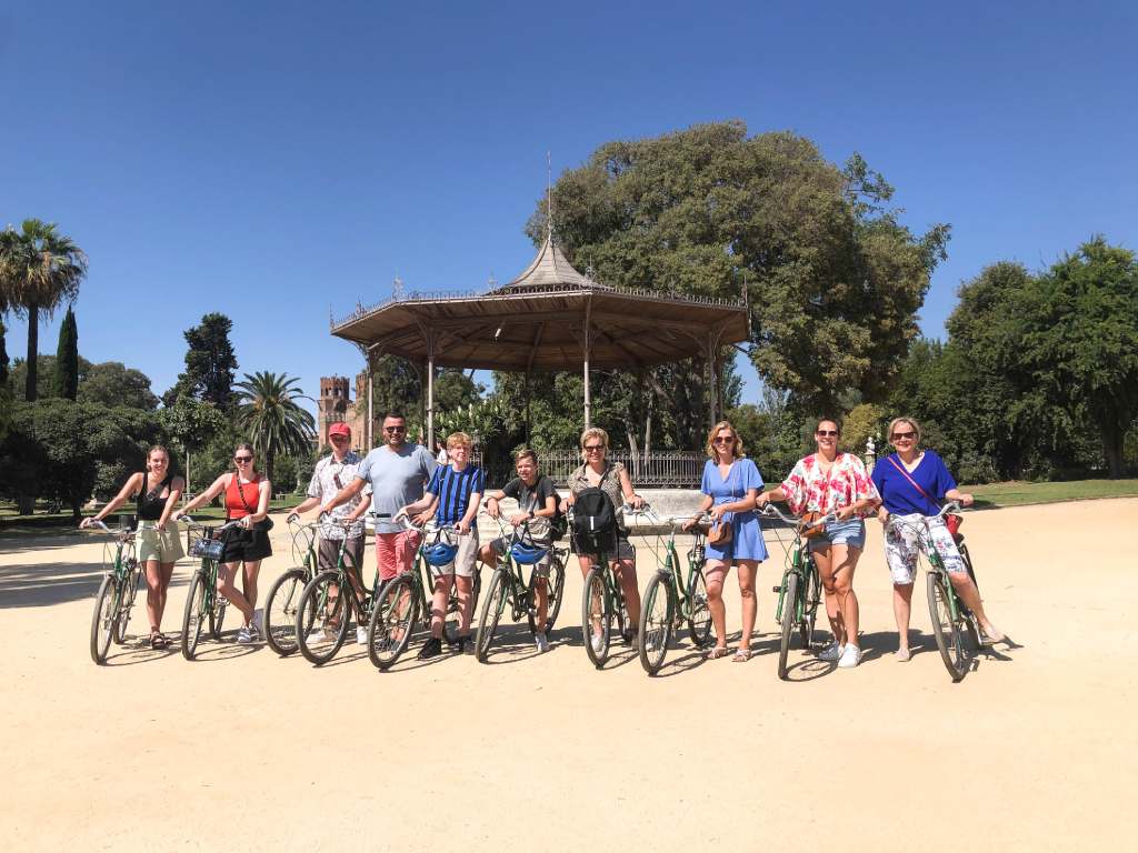 People on a bicycle tour in Barcelona